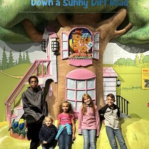 Meet your Posher, Becky